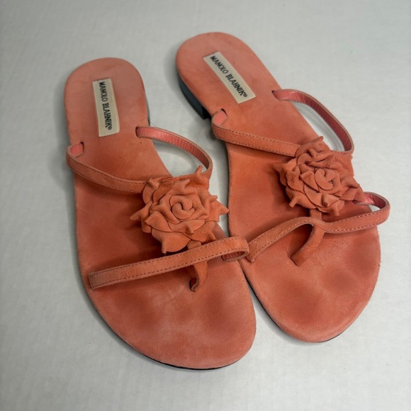 Manolo Blahnik Coral Suede Rosette Toe‑Loop Sandals, EU 39 (US 8‑8.5) Elegant‎ - Picture 1 of 9